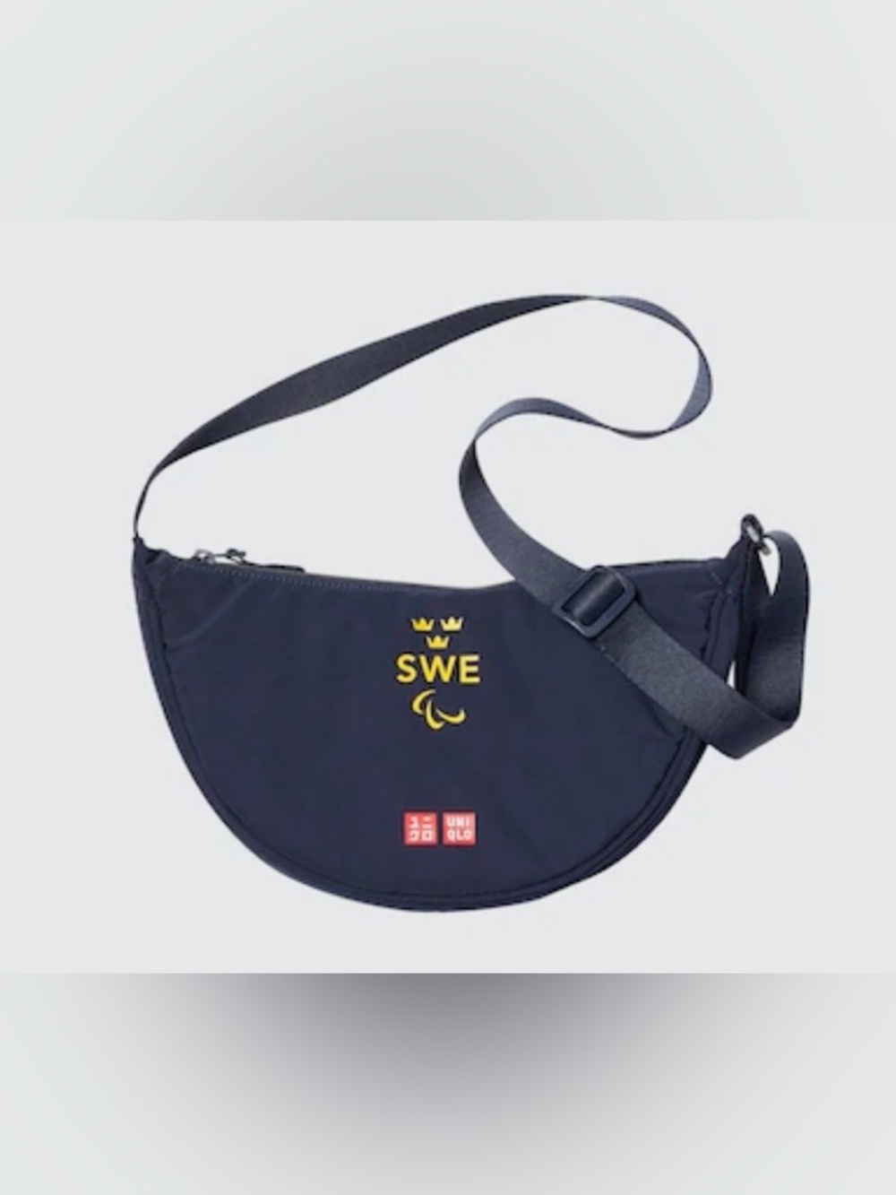 Uniqlo Unisex Navy  Sweden Exclusive Half-Moon Crossbody Bag NWOT
